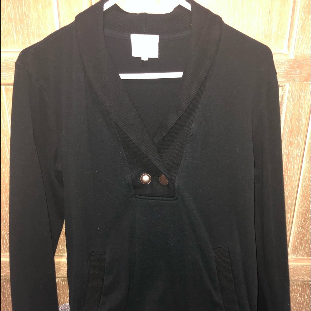 Pullover sweater